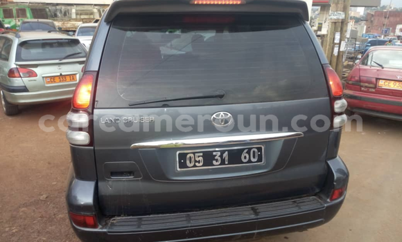 Acheter Occasion Voiture Toyota Prado Gris à Yaoundé, Central Cameroon Acheter Occasion Voiture Toyota Prado Gris à Yaoundé, Central Cameroon