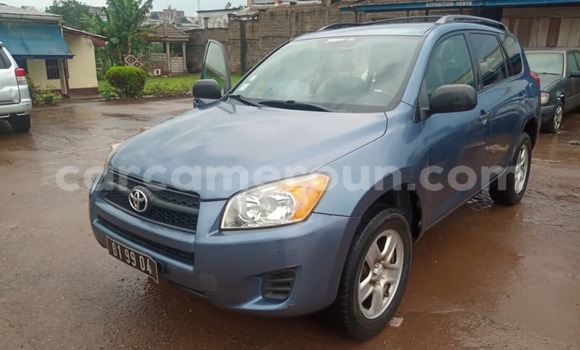 Acheter Occasion Voiture Toyota RAV4 Bleu à Yaoundé, Central Cameroon Acheter Occasion Voiture Toyota RAV4 Bleu à Yaoundé, Central Cameroon