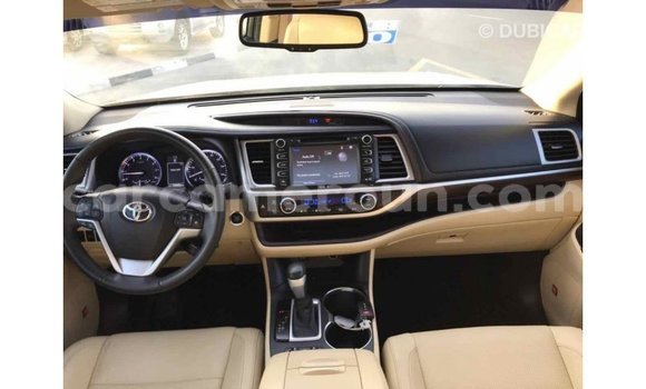 Sayi Imported Toyota Highlander M Mota in Import - Dubai a Adamawa Sayi Imported Toyota Highlander M Mota in Import - Dubai a Adamawa
