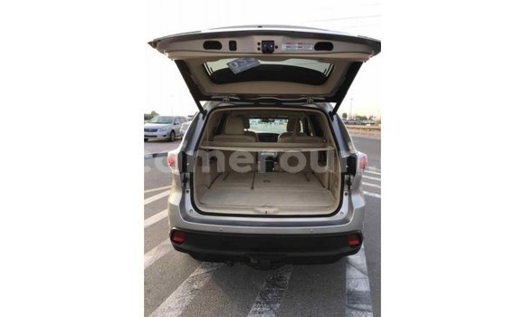 Sayi Imported Toyota Highlander M Mota in Import - Dubai a Adamawa Sayi Imported Toyota Highlander M Mota in Import - Dubai a Adamawa