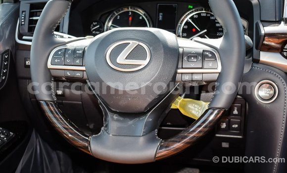Sayi Imported Lexus LX White Mota in Import - Dubai a Adamawa Sayi Imported Lexus LX White Mota in Import - Dubai a Adamawa