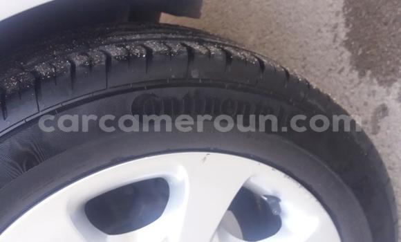 Sayi Na hannu Mercedes‒Benz 230 Sauran Mota in Douala a Ƙasar Kamaru Sayi Na hannu Mercedes‒Benz 230 Sauran Mota in Douala a Ƙasar Kamaru