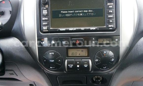 Sayi Na hannu Toyota RAV4 Sauran Mota in Douala a Ƙasar Kamaru Sayi Na hannu Toyota RAV4 Sauran Mota in Douala a Ƙasar Kamaru