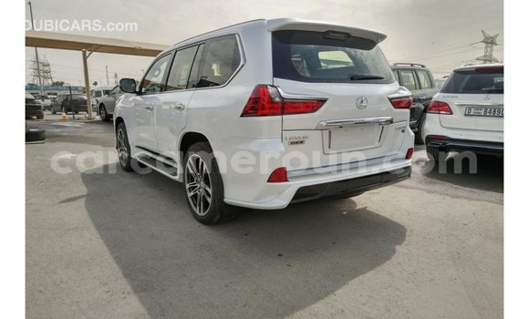 Sayi Imported Lexus LX White Mota in Import - Dubai a Adamawa Sayi Imported Lexus LX White Mota in Import - Dubai a Adamawa