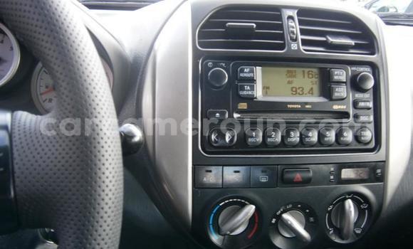 Sayi Na hannu Toyota RAV4 Sauran Mota in Douala a Ƙasar Kamaru Sayi Na hannu Toyota RAV4 Sauran Mota in Douala a Ƙasar Kamaru