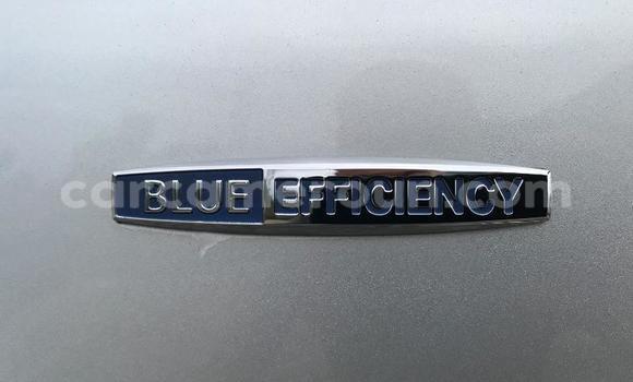 Sayi Na hannu Mercedes‒Benz ML–Class Sauran Mota in Douala a Ƙasar Kamaru Sayi Na hannu Mercedes‒Benz ML–Class Sauran Mota in Douala a Ƙasar Kamaru