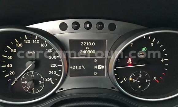 Sayi Na hannu Mercedes‒Benz ML–Class Sauran Mota in Douala a Ƙasar Kamaru Sayi Na hannu Mercedes‒Benz ML–Class Sauran Mota in Douala a Ƙasar Kamaru