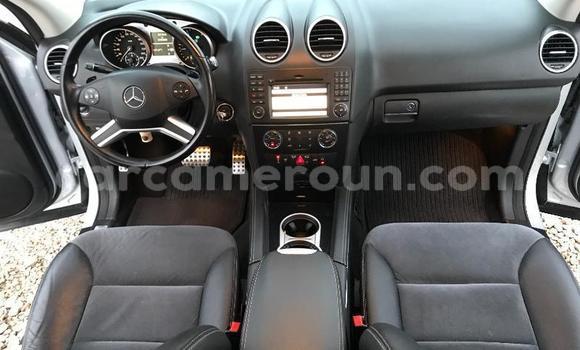 Sayi Na hannu Mercedes‒Benz ML–Class Sauran Mota in Douala a Ƙasar Kamaru Sayi Na hannu Mercedes‒Benz ML–Class Sauran Mota in Douala a Ƙasar Kamaru