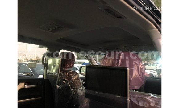 Acheter Import Voiture Toyota Land Cruiser Noir à Import - Dubai, Adamawa Acheter Import Voiture Toyota Land Cruiser Noir à Import - Dubai, Adamawa