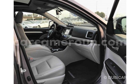 Acheter Import Voiture Toyota Highlander Autre à Import - Dubai, Adamawa Acheter Import Voiture Toyota Highlander Autre à Import - Dubai, Adamawa