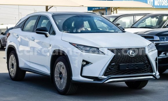 Sayi Imported Lexus RX 300 White Mota in Import - Dubai a Adamawa Sayi Imported Lexus RX 300 White Mota in Import - Dubai a Adamawa