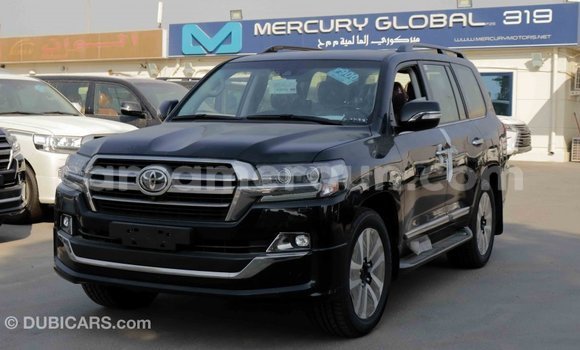 Acheter Import Voiture Toyota Land Cruiser Noir à Import - Dubai, Adamawa Acheter Import Voiture Toyota Land Cruiser Noir à Import - Dubai, Adamawa