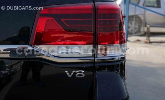 Acheter Import Voiture Toyota Land Cruiser Noir à Import - Dubai, Adamawa Acheter Import Voiture Toyota Land Cruiser Noir à Import - Dubai, Adamawa