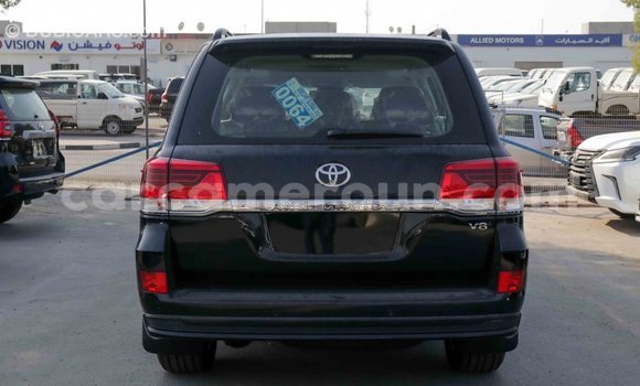 Acheter Import Voiture Toyota Land Cruiser Noir à Import - Dubai, Adamawa Acheter Import Voiture Toyota Land Cruiser Noir à Import - Dubai, Adamawa