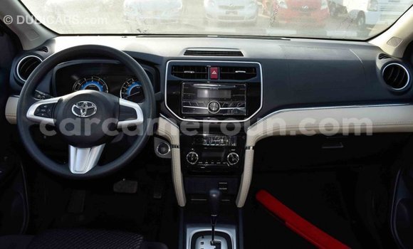 Acheter Import Voiture Toyota Rush Rouge à Import - Dubai, Adamawa Acheter Import Voiture Toyota Rush Rouge à Import - Dubai, Adamawa