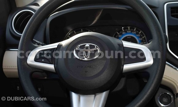 Acheter Import Voiture Toyota Rush Rouge à Import - Dubai, Adamawa Acheter Import Voiture Toyota Rush Rouge à Import - Dubai, Adamawa