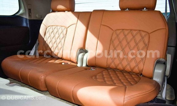 Acheter Import Voiture Toyota Land Cruiser Blanc à Import - Dubai, Adamawa Acheter Import Voiture Toyota Land Cruiser Blanc à Import - Dubai, Adamawa