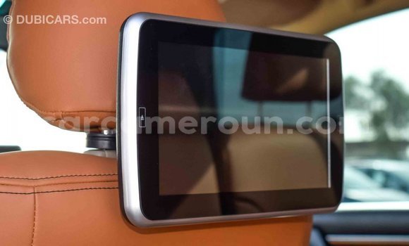 Acheter Import Voiture Toyota Land Cruiser Blanc à Import - Dubai, Adamawa Acheter Import Voiture Toyota Land Cruiser Blanc à Import - Dubai, Adamawa