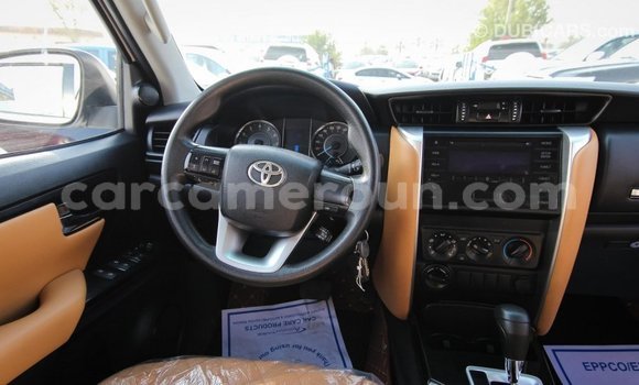 Acheter Import Voiture Toyota Fortuner Blanc à Import - Dubai, Adamawa Acheter Import Voiture Toyota Fortuner Blanc à Import - Dubai, Adamawa