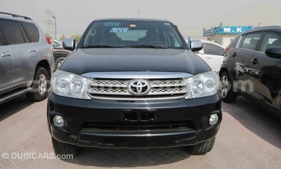 Acheter Import Voiture Toyota Fortuner Noir à Import - Dubai, Adamawa Acheter Import Voiture Toyota Fortuner Noir à Import - Dubai, Adamawa