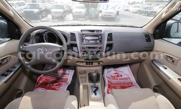 Acheter Import Voiture Toyota Fortuner Noir à Import - Dubai, Adamawa Acheter Import Voiture Toyota Fortuner Noir à Import - Dubai, Adamawa