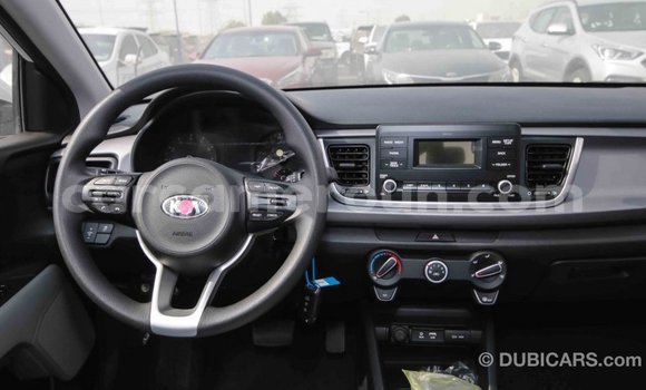 Acheter Import Voiture Kia Rio Blanc à Import - Dubai, Adamawa Acheter Import Voiture Kia Rio Blanc à Import - Dubai, Adamawa