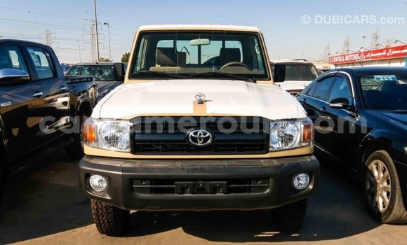 Buy Import Toyota Land Cruiser Beige Car in Import - Dubai in Adamawa Buy Import Toyota Land Cruiser Beige Car in Import - Dubai in Adamawa