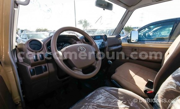 Buy Import Toyota Land Cruiser Beige Car in Import - Dubai in Adamawa Buy Import Toyota Land Cruiser Beige Car in Import - Dubai in Adamawa