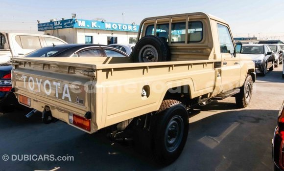 Buy Import Toyota Land Cruiser Beige Car in Import - Dubai in Adamawa Buy Import Toyota Land Cruiser Beige Car in Import - Dubai in Adamawa