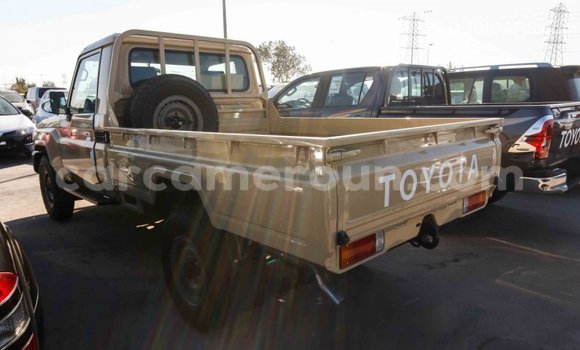 Buy Import Toyota Land Cruiser Beige Car in Import - Dubai in Adamawa Buy Import Toyota Land Cruiser Beige Car in Import - Dubai in Adamawa