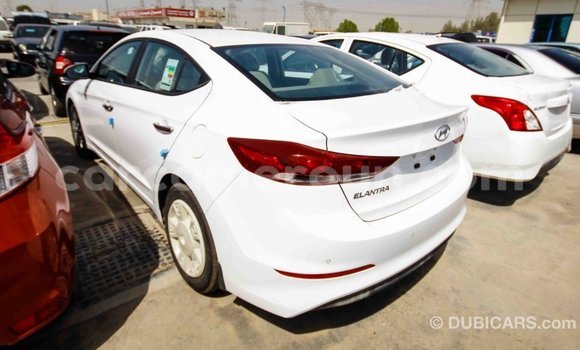 Sayi Imported Hyundai Elantra White Mota in Import - Dubai a Adamawa Sayi Imported Hyundai Elantra White Mota in Import - Dubai a Adamawa