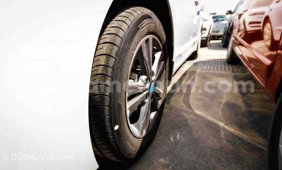 Sayi Imported Hyundai Elantra White Mota in Import - Dubai a Adamawa Sayi Imported Hyundai Elantra White Mota in Import - Dubai a Adamawa