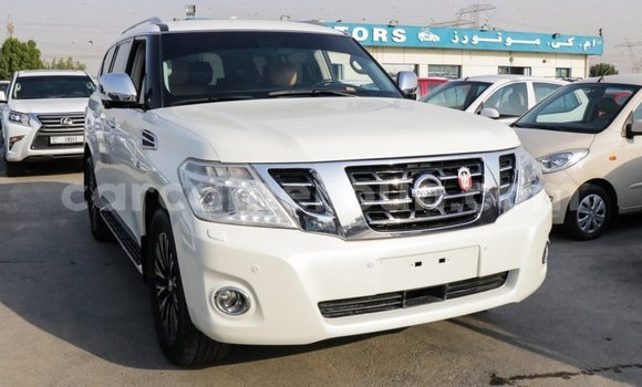 Buy Import Nissan Patrol White Car in Import - Dubai in Adamawa Buy Import Nissan Patrol White Car in Import - Dubai in Adamawa