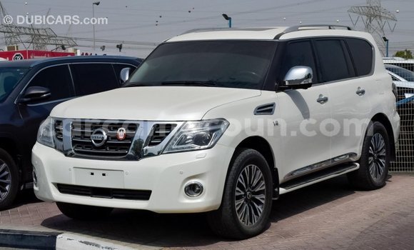 Buy Import Nissan Patrol White Car in Import - Dubai in Adamawa Buy Import Nissan Patrol White Car in Import - Dubai in Adamawa
