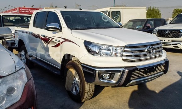 Buy Import Toyota Hilux White Car in Import - Dubai in Adamawa Buy Import Toyota Hilux White Car in Import - Dubai in Adamawa