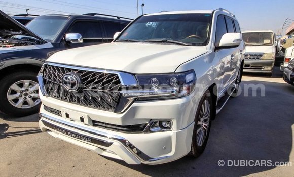 Sayi Imported Toyota Land Cruiser White Mota in Import - Dubai a Adamawa Sayi Imported Toyota Land Cruiser White Mota in Import - Dubai a Adamawa