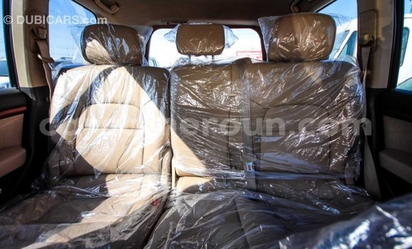 Sayi Imported Toyota Land Cruiser White Mota in Import - Dubai a Adamawa Sayi Imported Toyota Land Cruiser White Mota in Import - Dubai a Adamawa