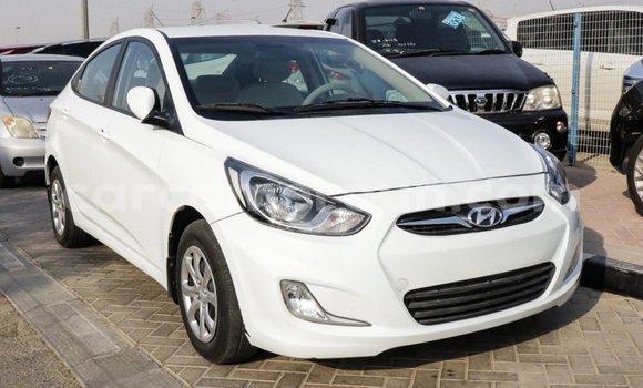 Buy Import Hyundai Accent White Car in Import - Dubai in Adamawa Buy Import Hyundai Accent White Car in Import - Dubai in Adamawa