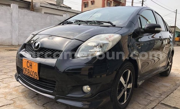 Sayi Na hannu Toyota Vitz Black Mota in Douala a Ƙasar Kamaru Sayi Na hannu Toyota Vitz Black Mota in Douala a Ƙasar Kamaru