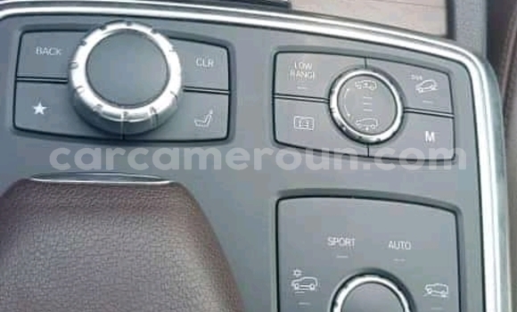Acheter Occasion Voiture Mercedes‒Benz M-klasse AMG Gris à Yaoundé, Central Cameroon Acheter Occasion Voiture Mercedes‒Benz M-klasse AMG Gris à Yaoundé, Central Cameroon
