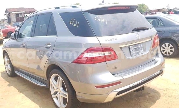 Acheter Occasion Voiture Mercedes‒Benz M-klasse AMG Gris à Yaoundé, Central Cameroon Acheter Occasion Voiture Mercedes‒Benz M-klasse AMG Gris à Yaoundé, Central Cameroon