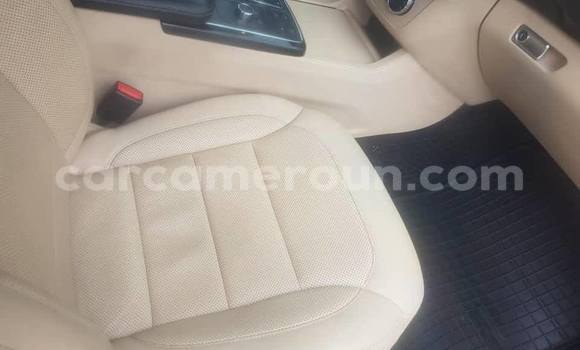 Sayi Na hannu Mercedes‒Benz GLE Black Mota in Douala a Ƙasar Kamaru Sayi Na hannu Mercedes‒Benz GLE Black Mota in Douala a Ƙasar Kamaru