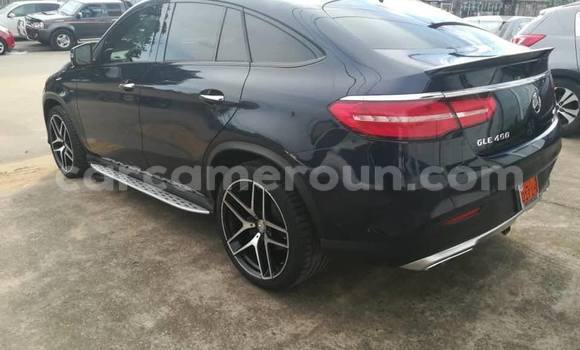 Sayi Na hannu Mercedes‒Benz GLE Black Mota in Douala a Ƙasar Kamaru Sayi Na hannu Mercedes‒Benz GLE Black Mota in Douala a Ƙasar Kamaru