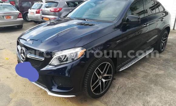 Sayi Na hannu Mercedes‒Benz GLE Black Mota in Douala a Ƙasar Kamaru Sayi Na hannu Mercedes‒Benz GLE Black Mota in Douala a Ƙasar Kamaru