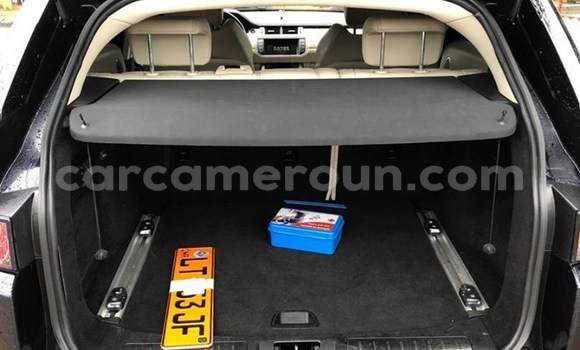 Sayi Na hannu Land Rover Range Rover Evoque Black Mota in Douala a Ƙasar Kamaru Sayi Na hannu Land Rover Range Rover Evoque Black Mota in Douala a Ƙasar Kamaru