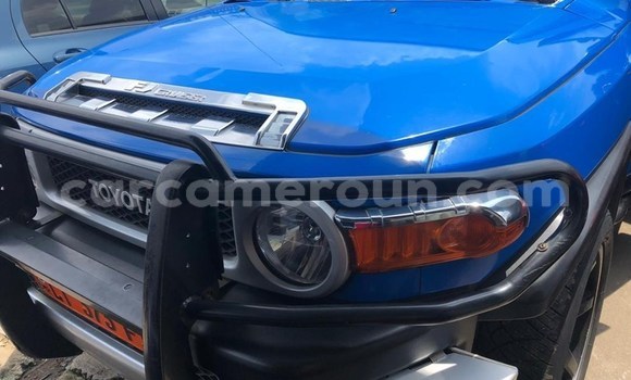 Sayi Na hannu Toyota FJ Cruiser Blue Mota in Douala a Ƙasar Kamaru Sayi Na hannu Toyota FJ Cruiser Blue Mota in Douala a Ƙasar Kamaru