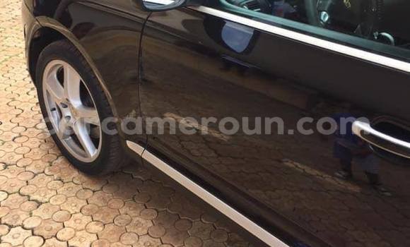 Sayi Na hannu Porsche Cayenne Black Mota in Douala a Ƙasar Kamaru Sayi Na hannu Porsche Cayenne Black Mota in Douala a Ƙasar Kamaru