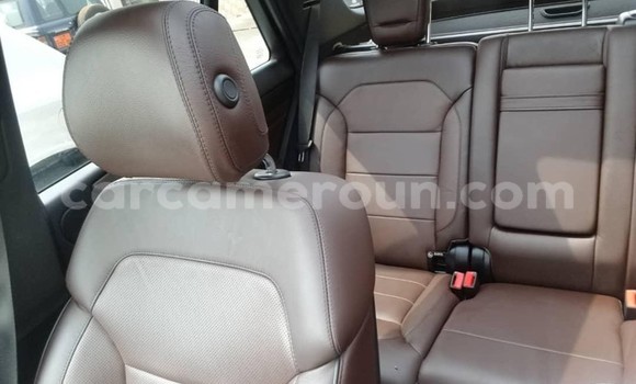 Sayi Na hannu Mercedes‒Benz ML–Class White Mota in Douala a Ƙasar Kamaru Sayi Na hannu Mercedes‒Benz ML–Class White Mota in Douala a Ƙasar Kamaru