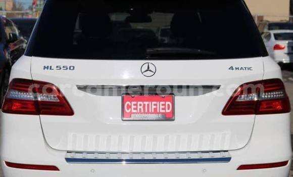 Sayi Na hannu Mercedes‒Benz ML–Class White Mota in Douala a Ƙasar Kamaru Sayi Na hannu Mercedes‒Benz ML–Class White Mota in Douala a Ƙasar Kamaru