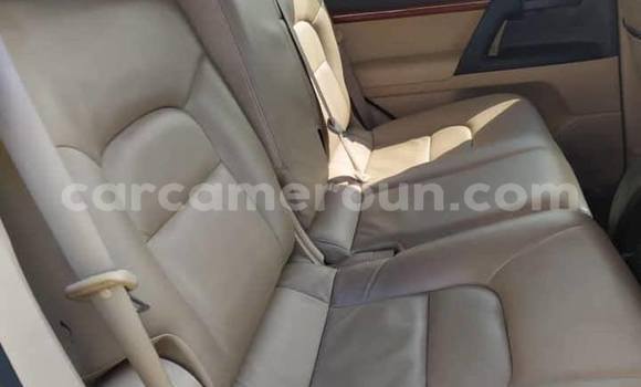 Sayi Na hannu Toyota Land Cruiser Sauran Mota in Douala a Ƙasar Kamaru Sayi Na hannu Toyota Land Cruiser Sauran Mota in Douala a Ƙasar Kamaru